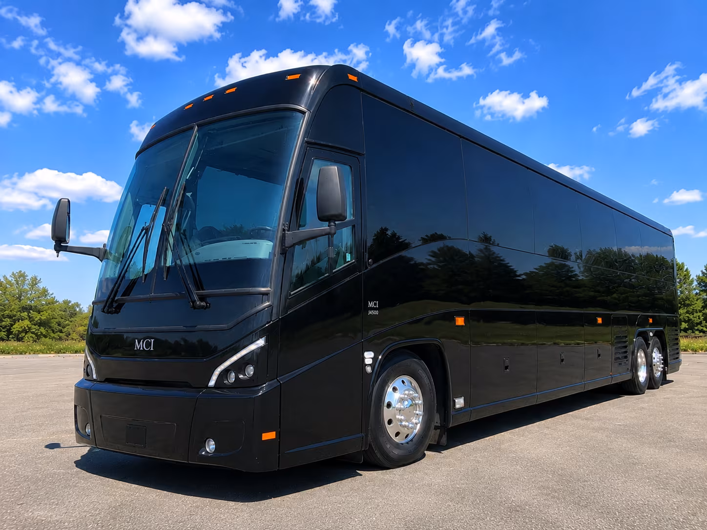 shuttle guests between vacaville hotel blocks and your ceremony venue